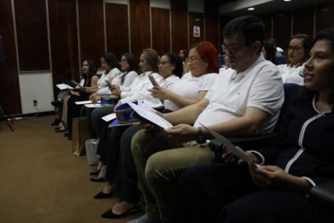 Entrega de Diplomas (imagen)